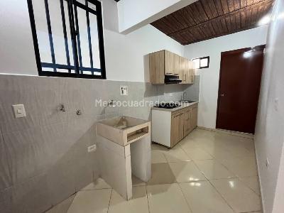 Apartamento de 2 alcobas en arriendo en Aranjuez, Medellín, 40 m² · foto 2 de 8