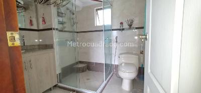 Apartamento en arriendo en Laureles, Medellín · foto 15 de 16