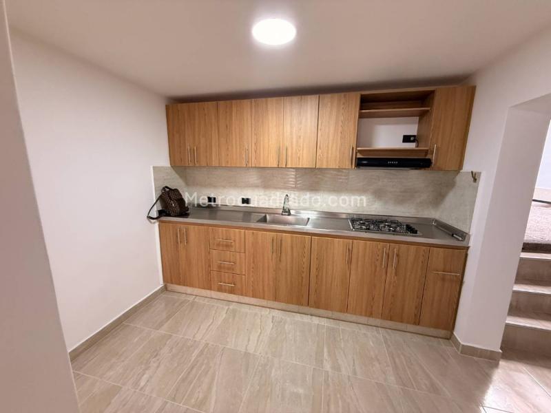 Casa en Arriendo, La Milagrosa, Medellín