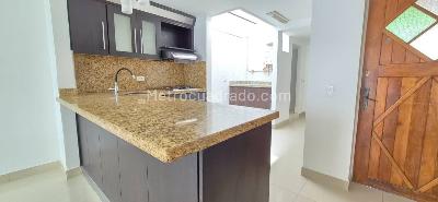 Casa en Arriendo, Loma De Los Bernal, Medellín