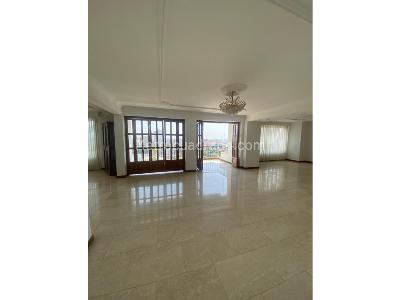Apartamento de 4 alcobas en venta en Santa Monica Residencial, Cali, 248 m² · foto 1 de 20