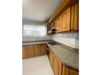 Apartamento de 4 alcobas en venta en Santa Monica Residencial, Cali, 248 m² · foto 13 de 20