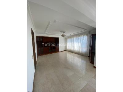 Apartamento de 4 alcobas en venta en Santa Monica Residencial, Cali, 248 m² · foto 18 de 20