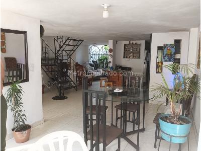 Casa de 5 alcobas en venta en Alamos, Cali, 75 m² · foto 7 de 10
