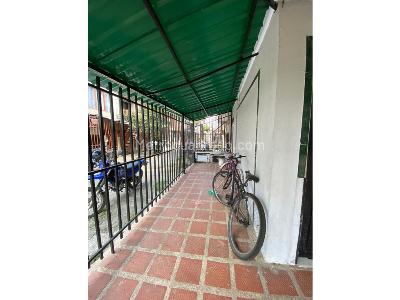 Casa de 5 alcobas en venta en Ciudad Cordoba, Cali, 76 m² · foto 5 de 20