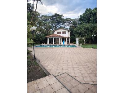 Casa de 5 alcobas en venta en Kachipay, Cali · foto 15 de 19