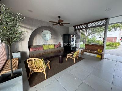 Apartamento de 1 alcoba en venta en Kachipay, Cali, 56 m² · foto 2 de 19