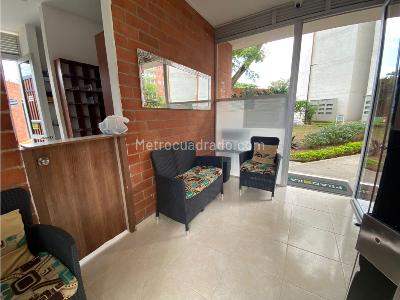 Apartamento de 2 alcobas en venta en Kachipay, Cali, 53 m² · foto 2 de 17