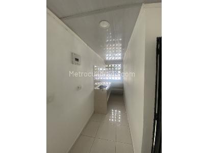 Apartamento de 2 alcobas en arriendo en El Dorado, Cali, 70 m² · foto 5 de 9