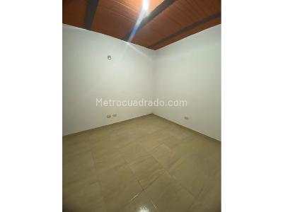 Apartamento de 2 alcobas en arriendo en La Nueva Base, Cali, 70 m² · foto 11 de 13
