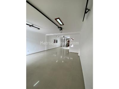 Casa de 5 alcobas en venta en El Ingenio, Cali, 222 m² · foto 2 de 20