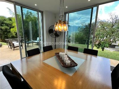 Casa de 4 alcobas en venta en Copacabana, Medellín, 730 m² · foto 10 de 20