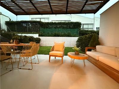 Casa de 3 alcobas en venta en San Lucas, Envigado, 167 m² · foto 3 de 11