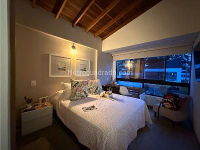 Casa de 3 alcobas en venta en San Lucas, Envigado, 167 m² · foto 9 de 11
