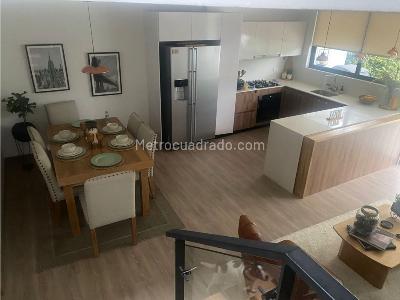 Casa de 3 alcobas en venta en San Lucas, Envigado, 167 m² · foto 11 de 11