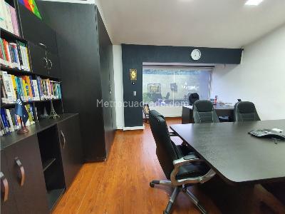 Casa de 5 alcobas en venta en El Poblado, Medellín, 420 m² · foto 6 de 12