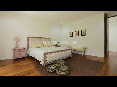 Apartamento en venta en El Poblado, Medellín · foto 13 de 19