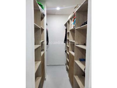 Casa de 5 alcobas en venta en Norteamerica, Bello · foto 13 de 20