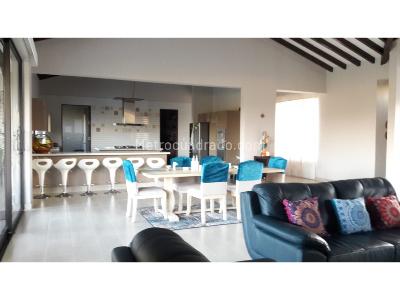 Casa de 3 alcobas en venta en San Antonio, Rionegro, 430 m² · foto 8 de 12