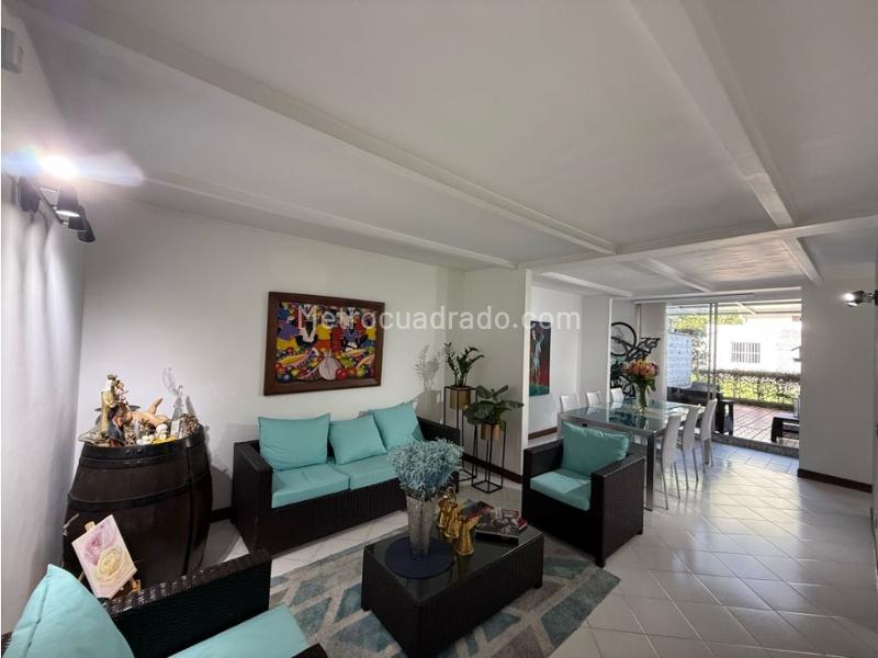Casa – Medellín - Más