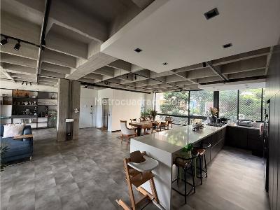 Apartamento de 3 alcobas en venta en Poblado El Campestre, Medellín, 230 m² · foto 4 de 16