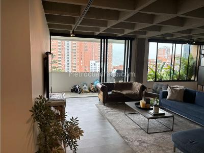 Apartamento de 3 alcobas en venta en Poblado El Campestre, Medellín, 230 m² · foto 6 de 16