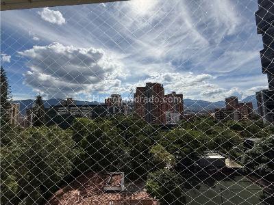 Apartamento de 3 alcobas en venta en Poblado El Campestre, Medellín, 230 m² · foto 8 de 16