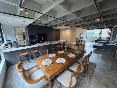 Apartamento de 3 alcobas en venta en Poblado El Campestre, Medellín, 230 m² · foto 9 de 16