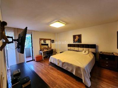 Apartamento de 3 alcobas en venta en Poblado El Campestre, Medellín, 264 m² · foto 6 de 18
