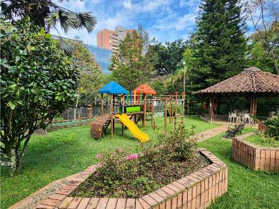 Apartamento de 3 alcobas en venta en Poblado El Campestre, Medellín, 264 m² · foto 17 de 18