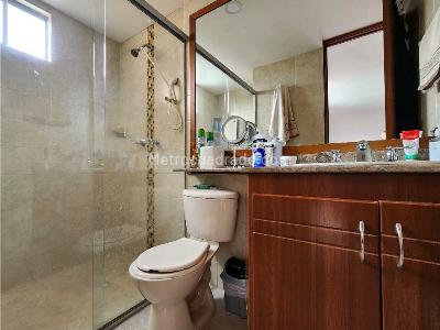 Apartamento de 4 alcobas en venta en Otraparte, Envigado, 128 m² · foto 9 de 12