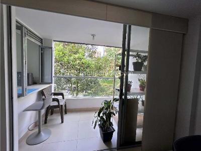 Apartamento de 2 alcobas en venta en Loma De Las Brujas, Envigado, 70 m² · foto 5 de 14