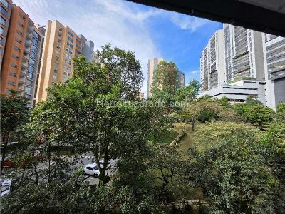 Apartamento de 2 alcobas en venta en Loma De Las Brujas, Envigado, 70 m² · foto 6 de 14
