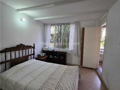 Apartamento en venta en El Poblado, Medellín · foto 5 de 10