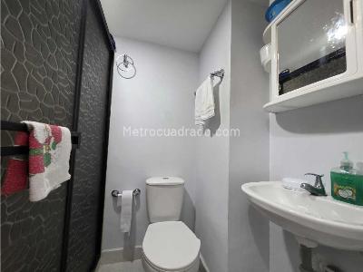 Apartamento en venta en El Poblado, Medellín · foto 7 de 10
