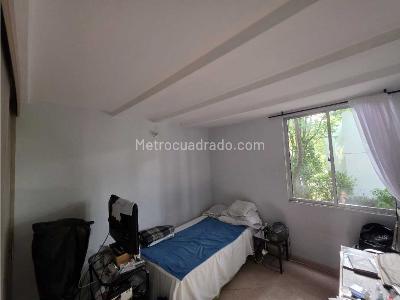 Apartamento en venta en El Poblado, Medellín · foto 8 de 10