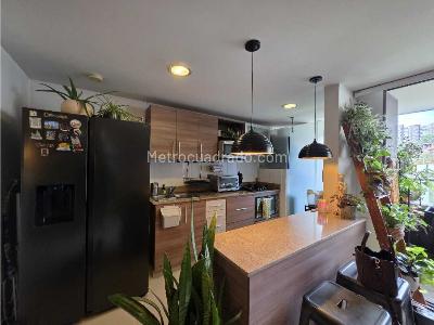 Apartamento de 3 alcobas en venta en Envigado La Abadia, Envigado, 95 m² · foto 3 de 15