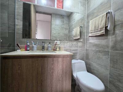 Apartamento de 3 alcobas en venta en Prestige, Sabaneta, 87 m² · foto 12 de 18