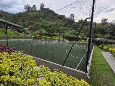 Apartamento de 3 alcobas en venta en Prestige, Sabaneta, 87 m² · foto 18 de 18