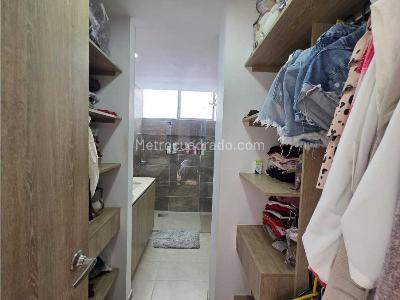 Apartamento de 3 alcobas en venta en Prestige, Sabaneta, 87 m² · foto 8 de 18