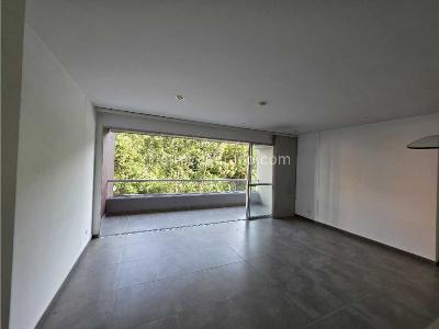Apartamento de 3 alcobas en venta en Loma De Las Brujas, Envigado, 128 m² · foto 2 de 17