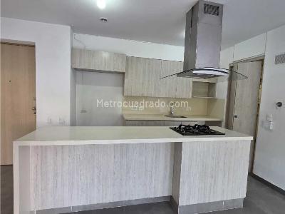 Apartamento de 3 alcobas en venta en Loma De Las Brujas, Envigado, 128 m² · foto 5 de 17