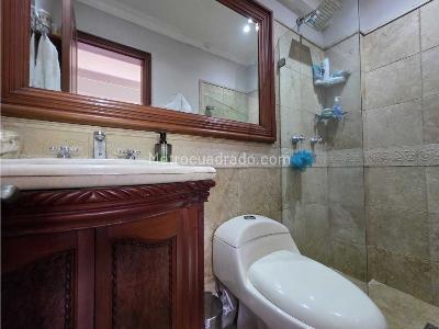 Casa de 4 alcobas en venta en Envigado, Envigado, 321 m² · foto 13 de 18
