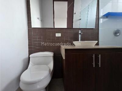 Apartamento de 3 alcobas en venta en La Florida, Medellín, 125 m² · foto 7 de 13