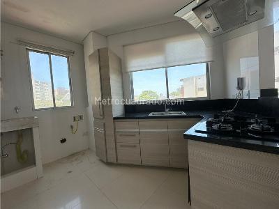 Apartamento en venta en El Poblado, Barranquilla · foto 3 de 13