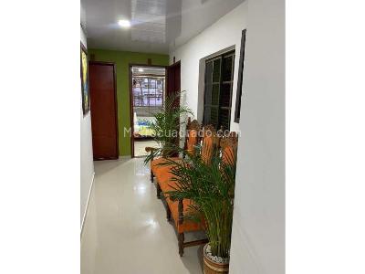 Casa de 5 alcobas en venta en Armenia, Armenia, 232 m² · foto 7 de 14