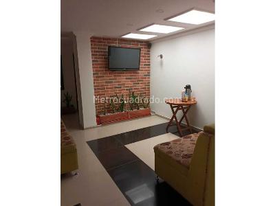 Casa de 5 alcobas en venta en Armenia, Armenia, 232 m² · foto 10 de 14