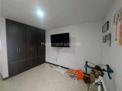 Casa de 5 alcobas en venta en Armenia, Armenia, 155 m² · foto 17 de 20