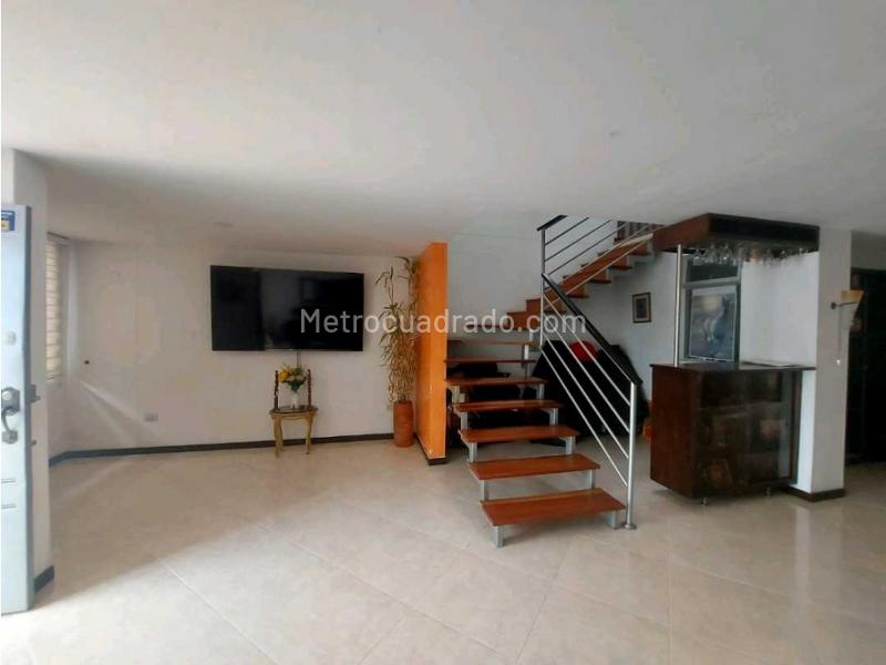 Casa – Armenia - Más