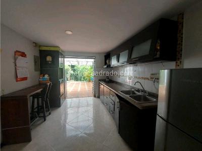 Casa de 5 alcobas en venta en Armenia, Armenia, 155 m² · foto 8 de 20